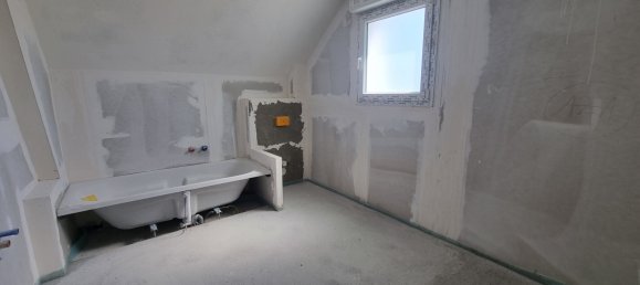 3 bedrooms House in Ottmarsheim, France No. 83202 8