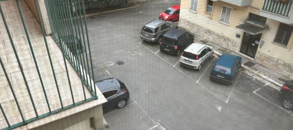 Apartamento de 3 habitaciónes en Modugno, Italy No. 39604 8