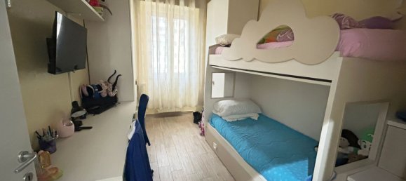 Apartamento de 3 habitaciónes en Modugno, Italy No. 39604 3