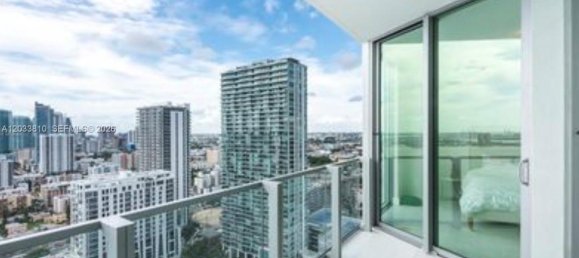 1 dormitorio propiedad comercial en alquiler en Miami, Miami-Dade, Florida, USA № 614950 8