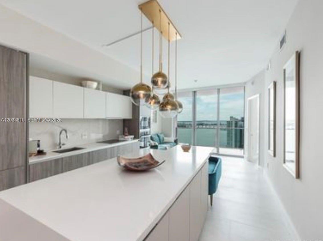 1 dormitorio propiedad comercial en alquiler en Miami, Miami-Dade, Florida, USA № 614950