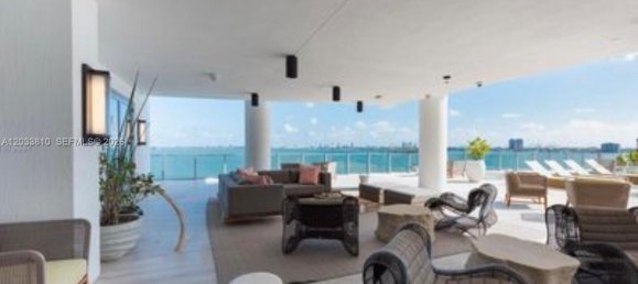 1 dormitorio propiedad comercial en alquiler en Miami, Miami-Dade, Florida, USA № 614950 2