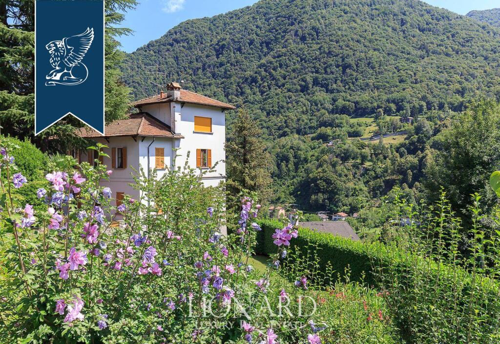 Вилла с 4 спальнями в Диццаско, Италия № 329307