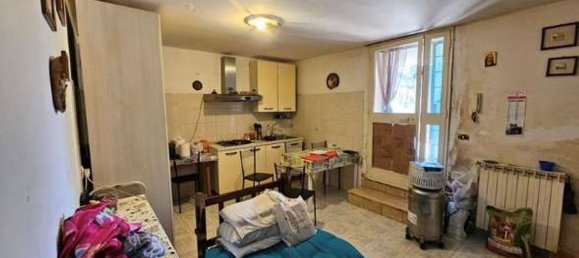 4 rooms Apartment in Rome, Italy No. 190618 5