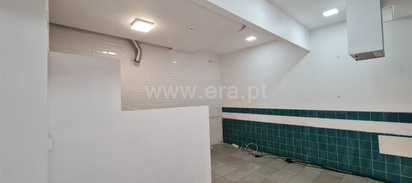 Propiedad comercial en Funchal, Portugal 47 m² No. 140731 8