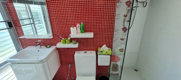 Кондоминиум  с 2 спальнями в Хуа Хин, Таиланд № 77500 2