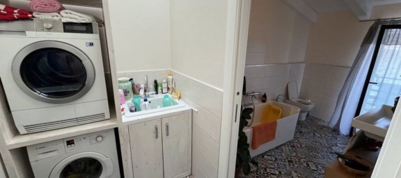 4 bedrooms House in Massa, Italy No. 322433 21