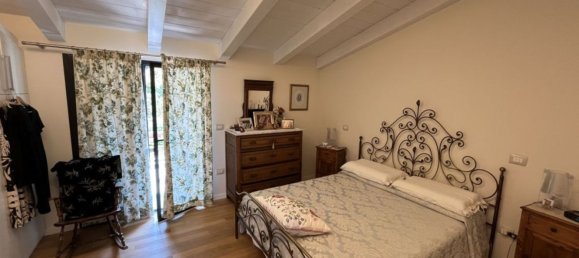 4 bedrooms House in Massa, Italy No. 322433 18