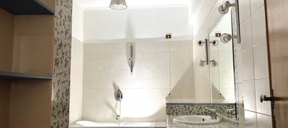 4 rooms Apartment in Rome, Italy No. 209840 19