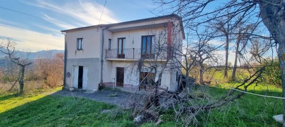 4 rooms House in Gesualdo, Italy No. 113697 4
