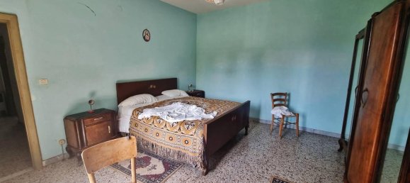 4 rooms House in Gesualdo, Italy No. 113697 14