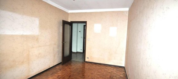 Ático de 5 habitaciónes en Cuneo, Italy No. 19312 8