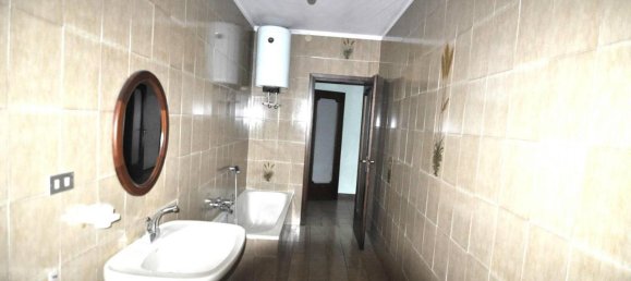 Ático de 5 habitaciónes en Cuneo, Italy No. 19312 15