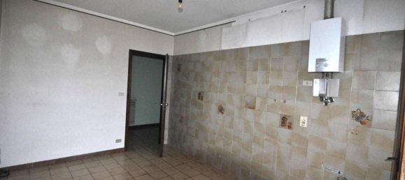 Ático de 5 habitaciónes en Cuneo, Italy No. 19312 2