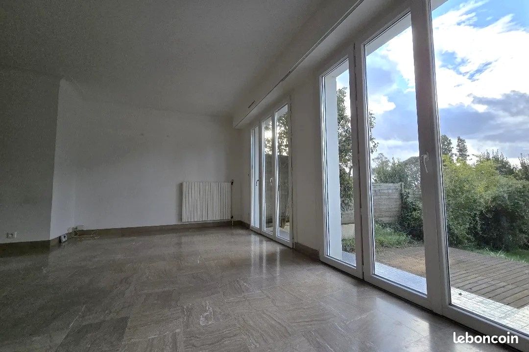 4 Schlafzimmer Haus in Nantes, France, Nr. 106467