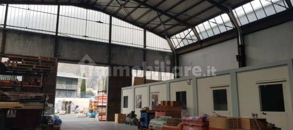 Entrepôt à Civate, Italy 1043m² No. 209208 6