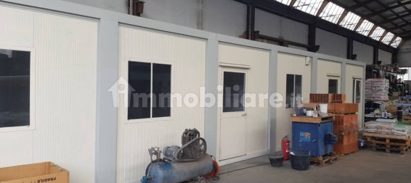 Entrepôt à Civate, Italy 1043m² No. 209208 4