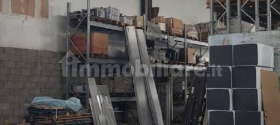 Entrepôt à Civate, Italy 1043m² No. 209208 12