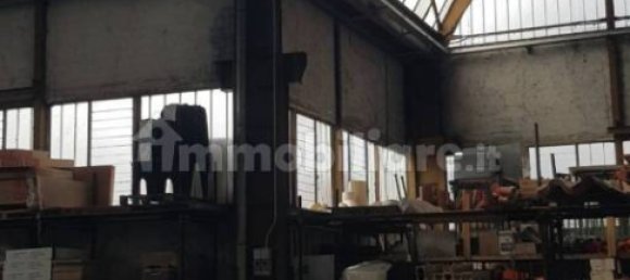 Entrepôt à Civate, Italy 1043m² No. 209208 11