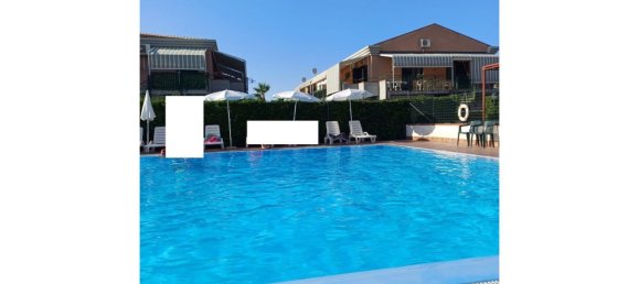 3 Schlafzimmer Doppelhaus in Campofelice di Roccella, Italy, Nr. 341819 12