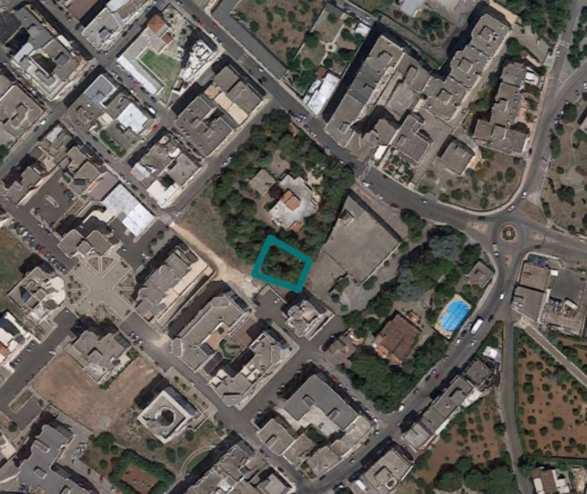 Terreno en Putignano, Italy 448 m² No. 355793