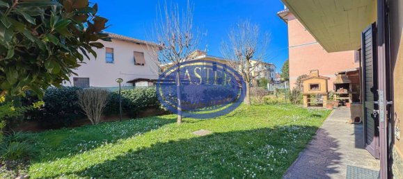 4 bedrooms Villa in Civitella in Val di Chiana, Italy No. 213307 3