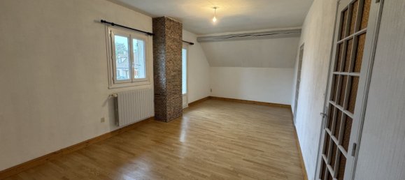 5 bedrooms House in Chartres, France No. 93442 4