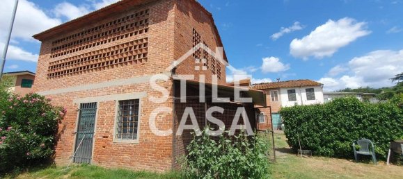 Casa de 3 dormitorios en Porcari, Italy No. 280749 5