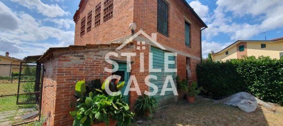 Casa de 3 dormitorios en Porcari, Italy No. 280749 14