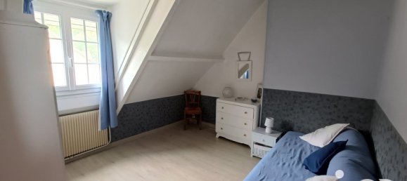 4 bedrooms House in Nogent-le-Roi, France No. 155650 11