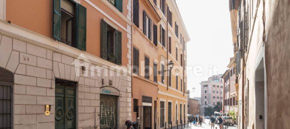 2 bedrooms Apartment in Rome, Italy No. 227574 2