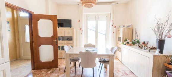 4-salle Appartement à Montesilvano, Italy No. 43177 10