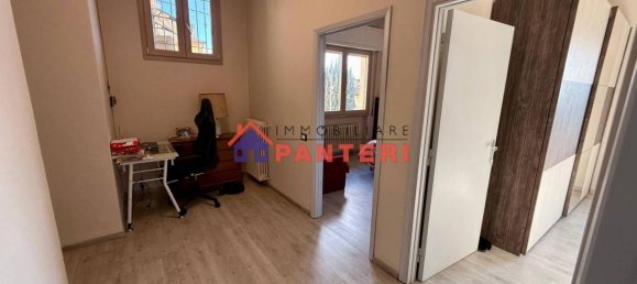 Casa de 5 divisões em Pescia, Italy N.º 36865 25