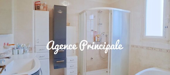 4 bedrooms House in Argenteuil, France No. 151197 10