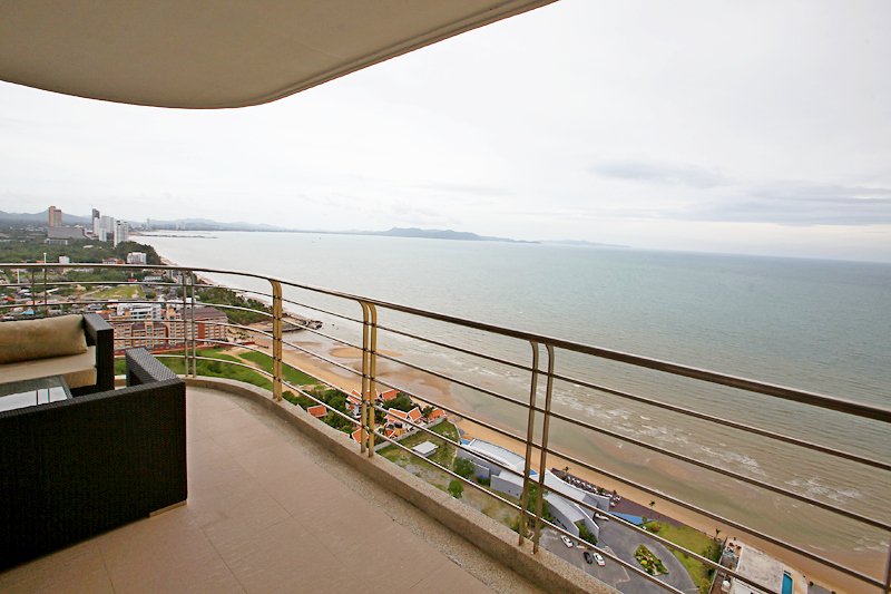 2 bedrooms Condo in Pattaya, Thailand No. 100