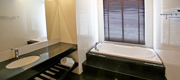 2 bedrooms Condo in Pattaya, Thailand No. 100 12