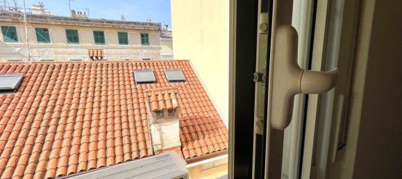 3 Schlafzimmer Wohnung in Trieste, Italy, Nr. 325410 2