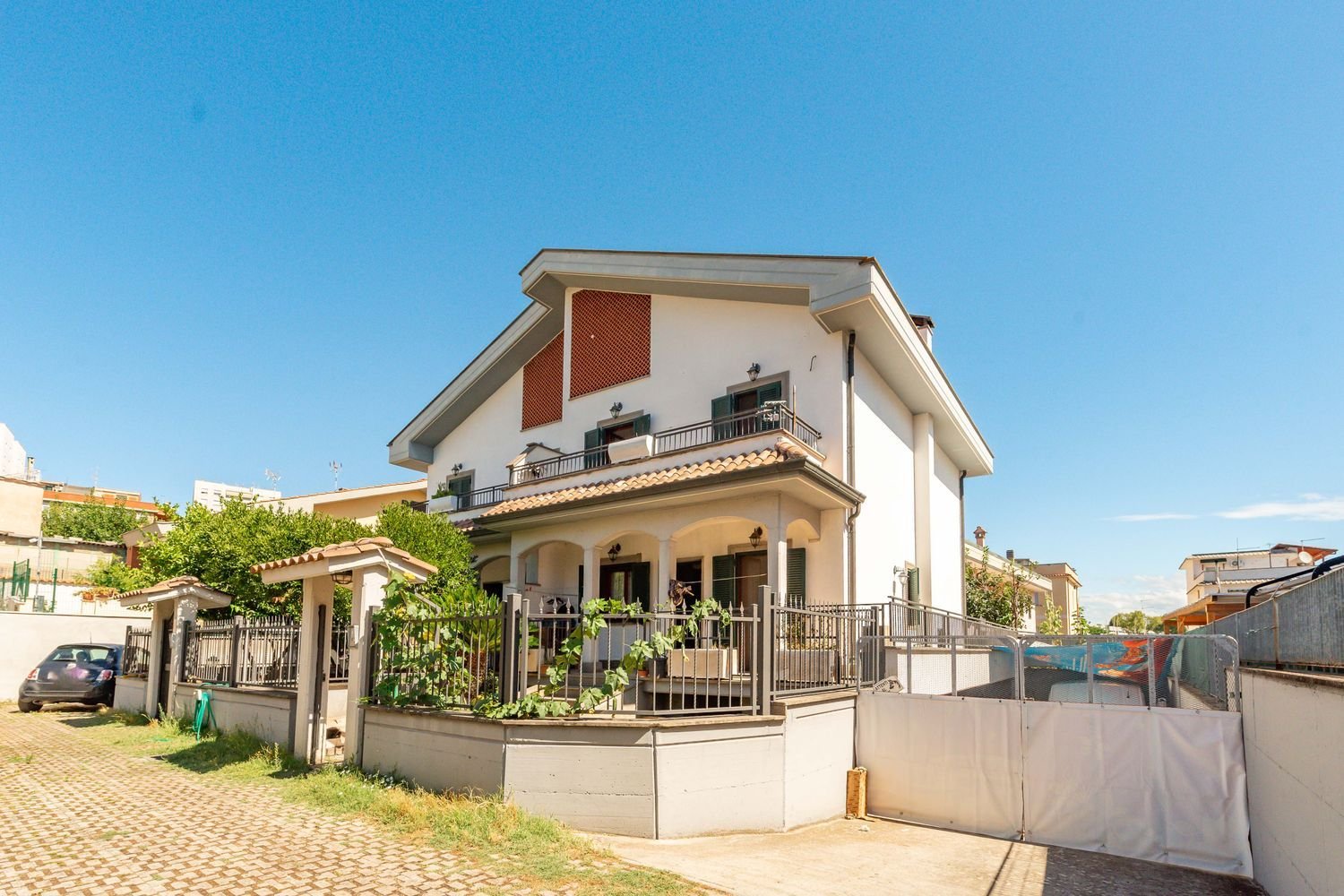 6 rooms House in Rome, Italy No. 270670