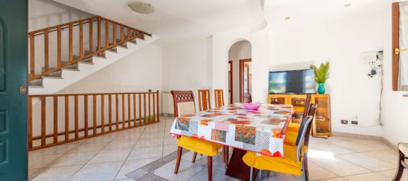 6 rooms House in Rome, Italy No. 270670 5