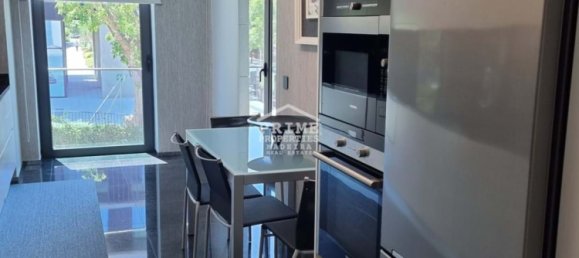 Apartamento de 2 dormitorios en Funchal, Portugal No. 144054 3