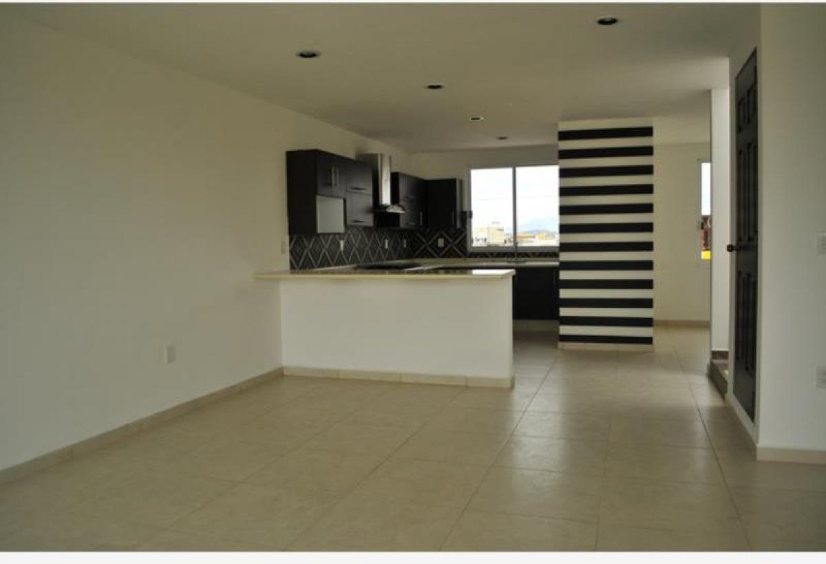 4 bedrooms House in San Mateo Atenco, Mexico No. 228645