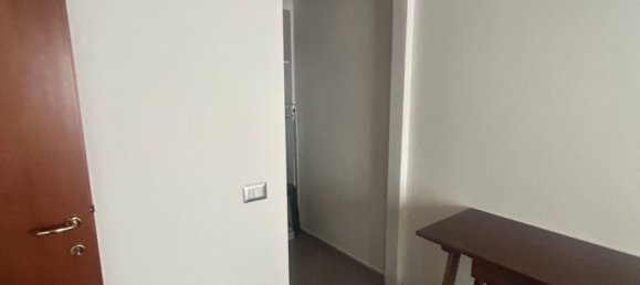 Studio in Varese, Italy No. 251294 11