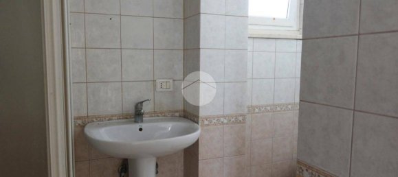 2 bedrooms Apartment in Terni, Italy No. 351742 3
