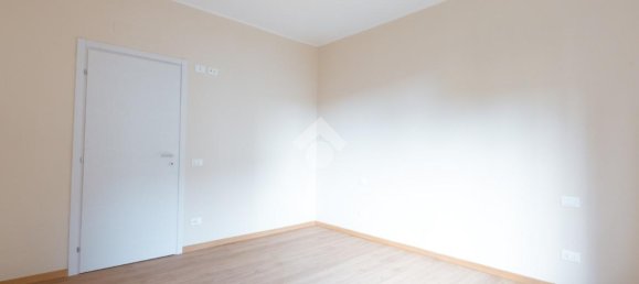 3-Zimmer Wohnung in Bergamo, Italy, Nr. 15088 16