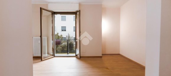 3-Zimmer Wohnung in Bergamo, Italy, Nr. 15088 7