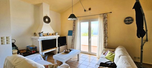 2 Schlafzimmer Gewerbliche Immobilien in Gazi, Greece, Nr. 2900 3