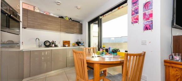 1 bedroom Apartment in Wembley, United Kingdom No. 6385 4