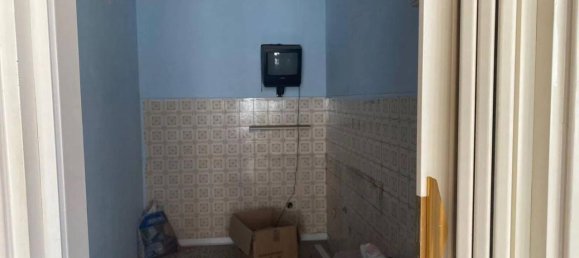 5 rooms Apartment in Curti, Italy No. 72903 9
