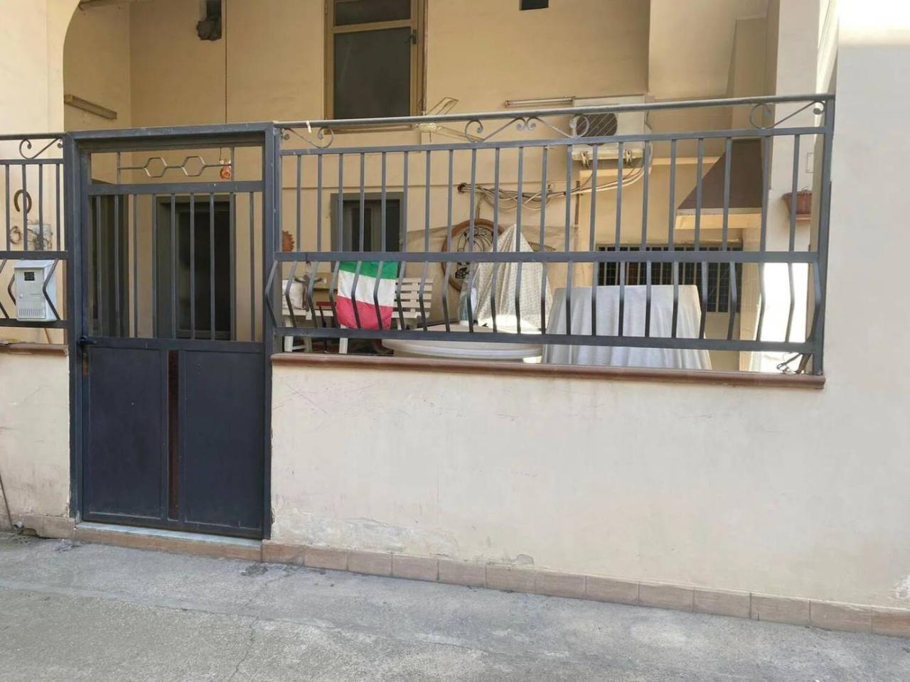 5 rooms Apartment in Curti, Italy No. 72903