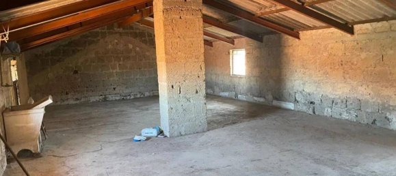 5 rooms Apartment in Curti, Italy No. 72903 10